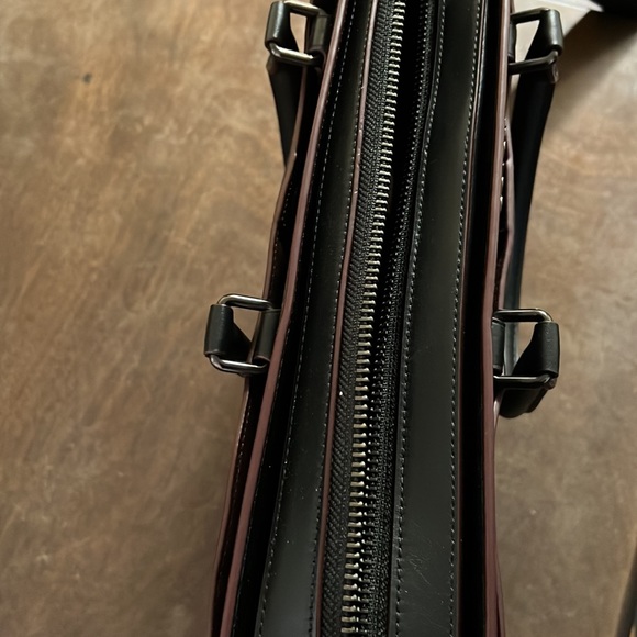 Coach men’s brief case cross shoulder - Picture 5 of 12